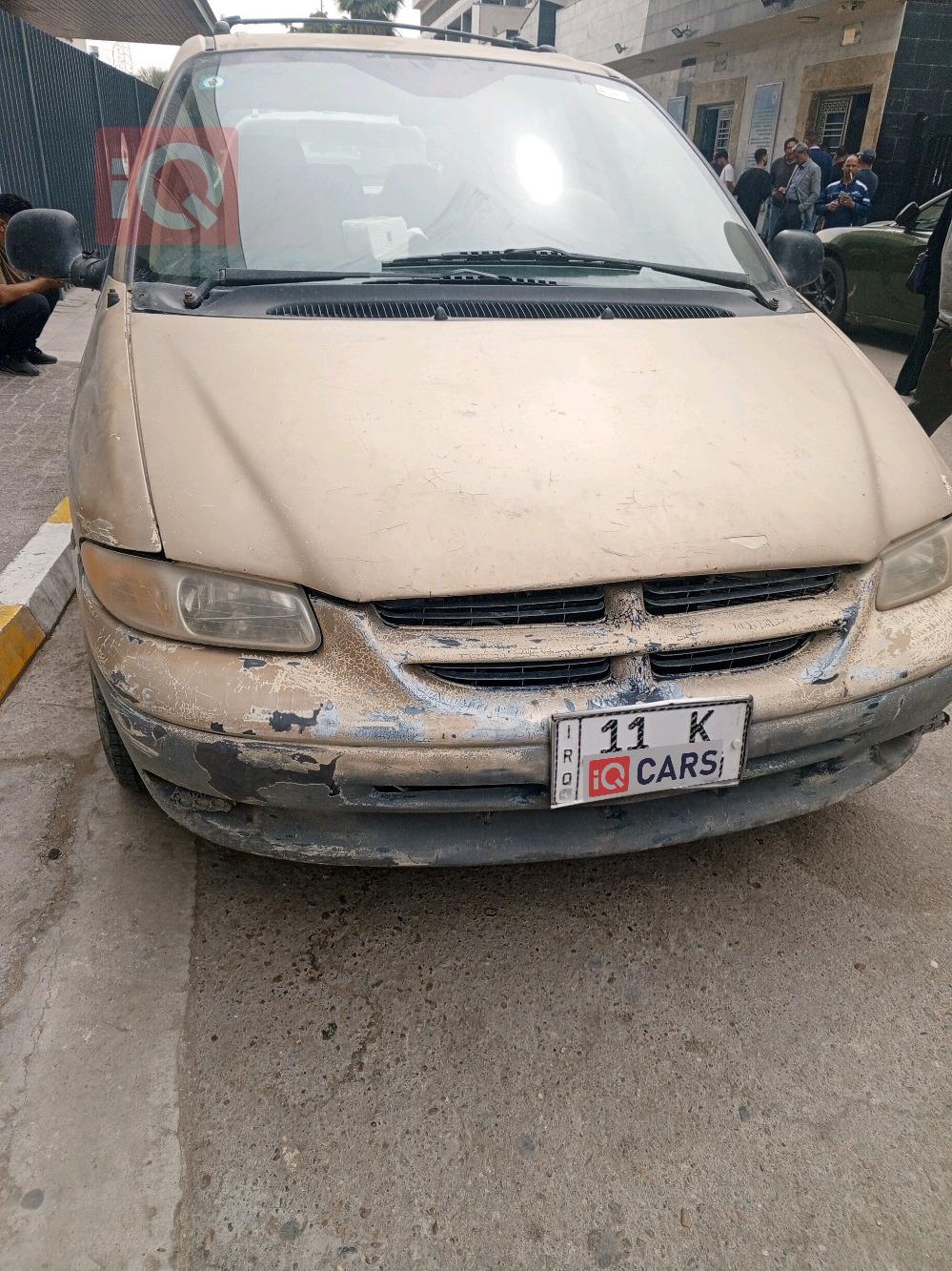 دودج كارافان